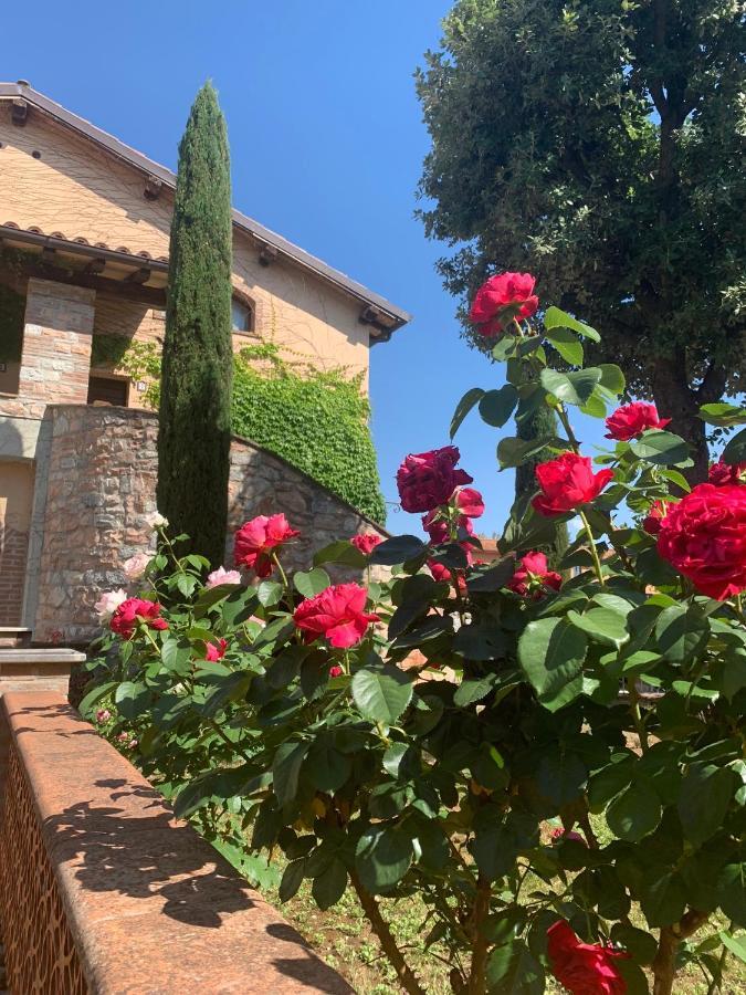 Residenza Le Querce Bilocale Villa Fossato di Vico Екстериор снимка