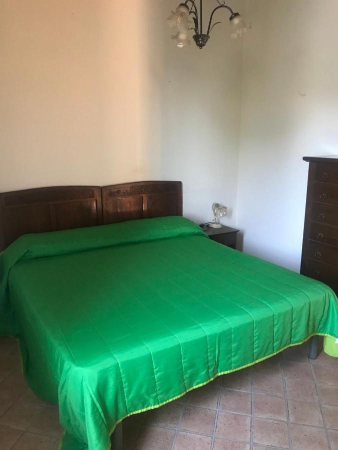 Residenza Le Querce Bilocale Villa Fossato di Vico Екстериор снимка